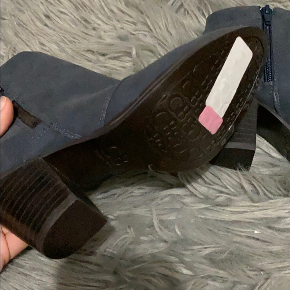 Boots - Picture 2 of 2